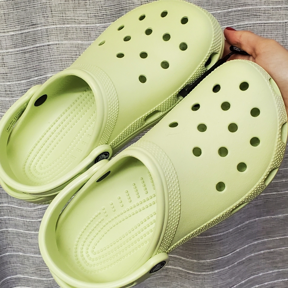 Crocs